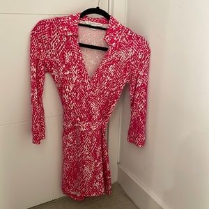 Romper/skort , Diane vonFurstenberg, pink & white, cute wrap around